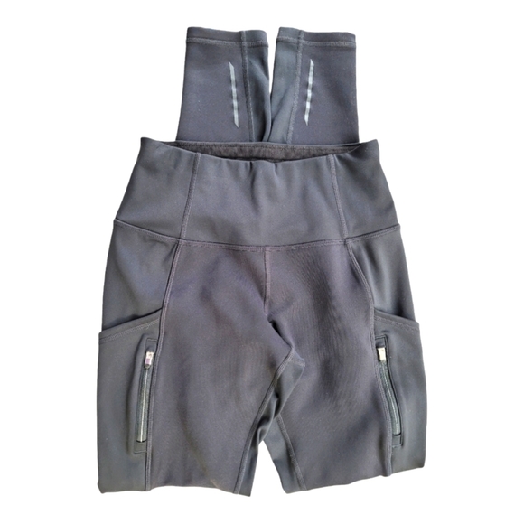 ATHLETA Black High Traverse Double Zip, Double Pocket Reflective Strip Leggins - Picture 3 of 10